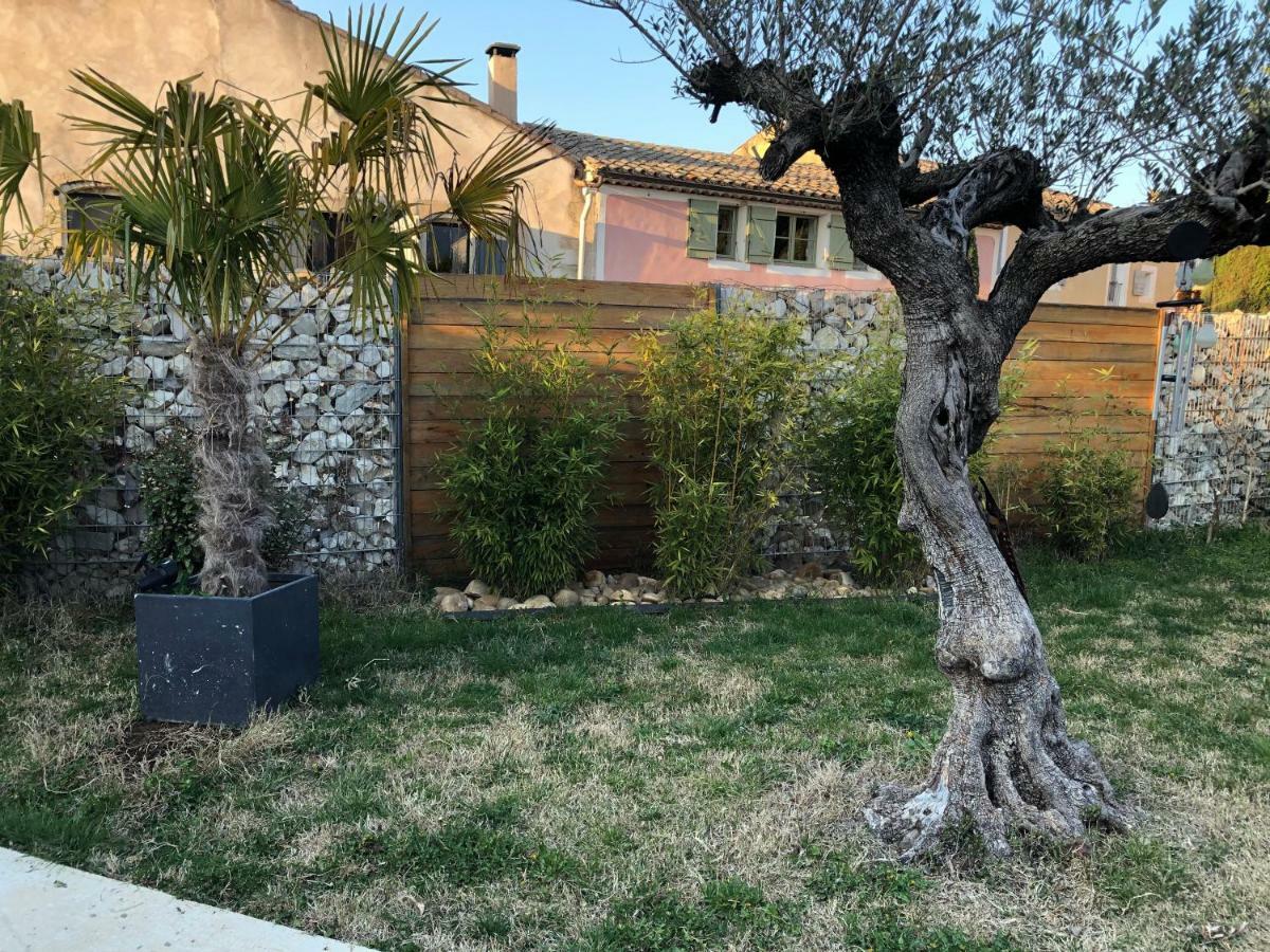 Le Luberon Des Artistes Villa Oppède Buitenkant foto